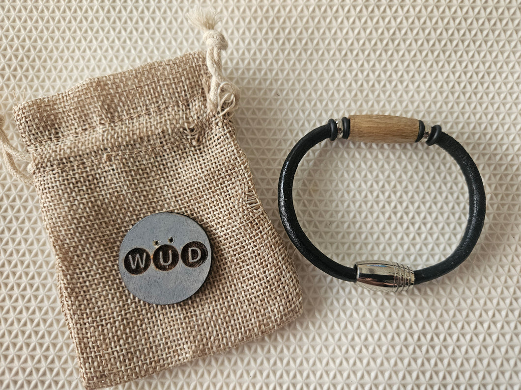 Pulseras De Cuero Y Madera (WUD)