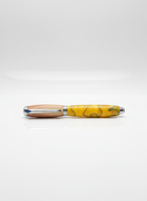 Load image into Gallery viewer, Boligrafos En Madera Y Resina Fountain Pen
